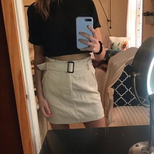 White corduroy skirt with belt! Size small! NWOT